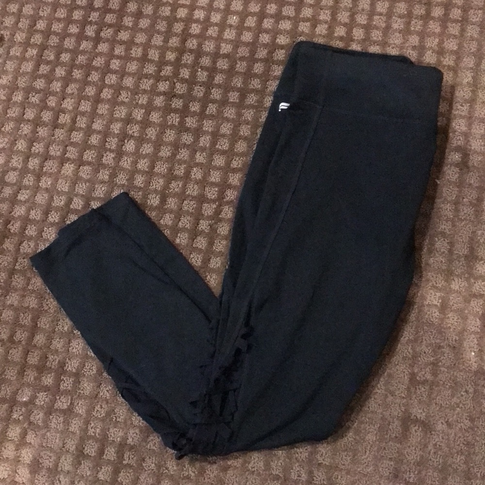 Fabletics Sz Large Bundle - image 4